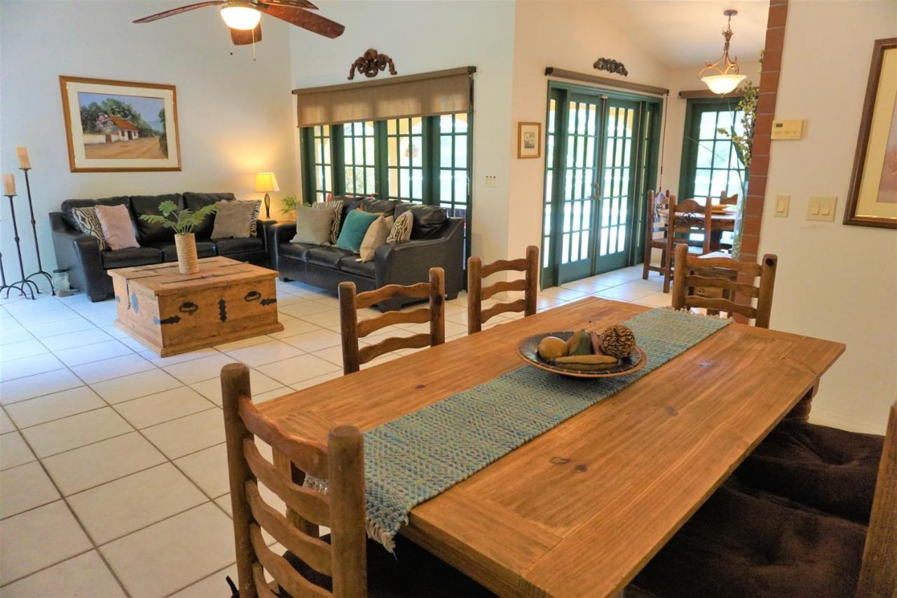 Jupiter Waterfalls - Newly Updated - Tiki Hut, Fire Pit, Kitchen, Pool Heater And More Exteriér fotografie