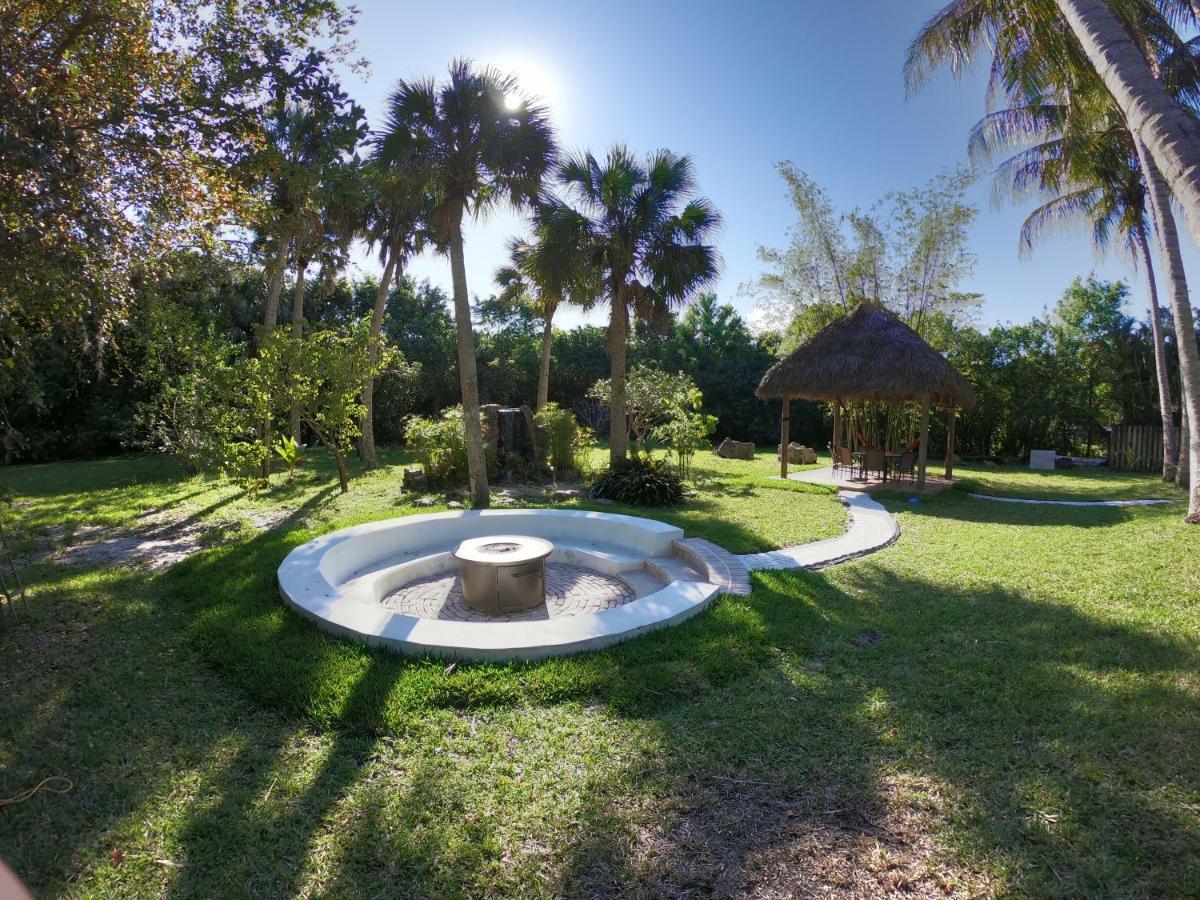 Jupiter Waterfalls - Newly Updated - Tiki Hut, Fire Pit, Kitchen, Pool Heater And More Exteriér fotografie