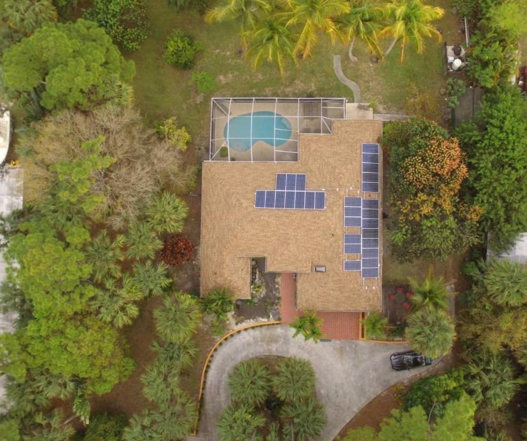 Jupiter Waterfalls - Newly Updated - Tiki Hut, Fire Pit, Kitchen, Pool Heater And More Exteriér fotografie